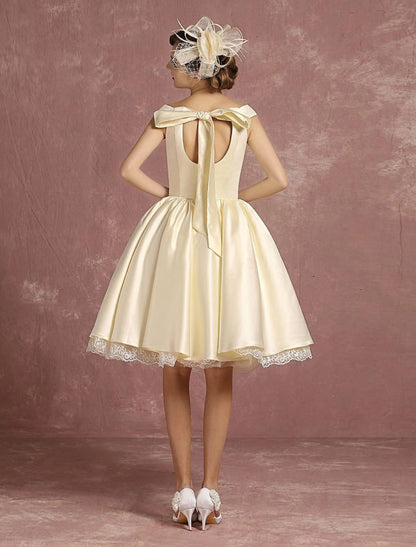 Short Wedding Dresses Satin Vintage Princess Bridal Dress Knee Length Sleeveless Lace Pleated Bridal Gown With Ribbon Bow