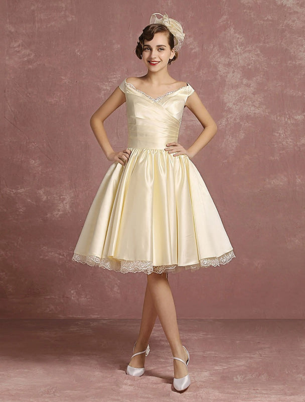 Short Wedding Dresses Satin Vintage Princess Bridal Dress Knee Length Sleeveless Lace Pleated Bridal Gown With Ribbon Bow