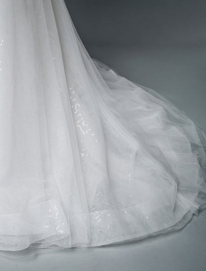 Simple Wedding Dress Lace V Neck Sleeveless Lace Mermaid Bridal Dresses With Train