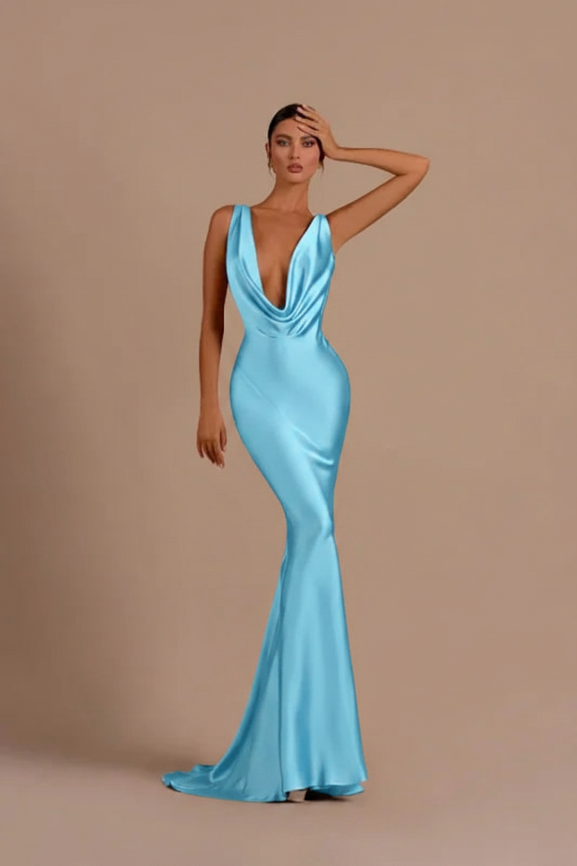 Elegant Champagne Mermaid Prom Dress Long Slimming with Ruffles