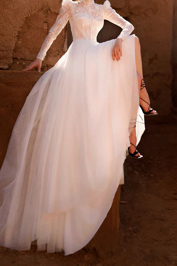 A Line Muslim high necked lace long sleeved retro wedding dress