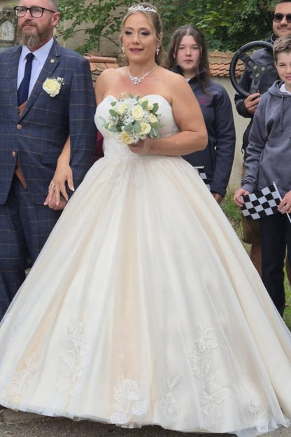 Strapless Satin Ball Gown Wedding Dress Plus Size Sweetheart with Appliques