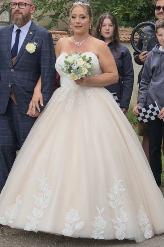 Strapless Satin Ball Gown Wedding Dress Plus Size Sweetheart with Appliques