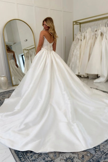 Elegant Strapless Satin Princess Wedding Dress Beadings Corset Lace Bridal Gown