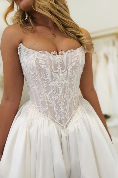 Elegant Strapless Satin Princess Wedding Dress Beadings Corset Lace Bridal Gown