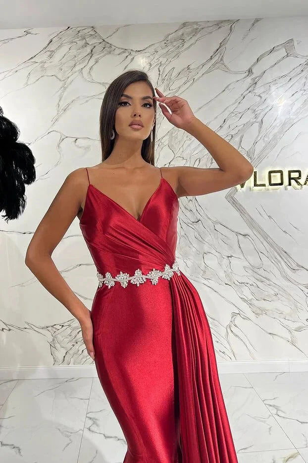 Stunning Burgundy Spaghetti-Straps V-Neck Mermaid Evening Dress Sleeveless With Ruffles
