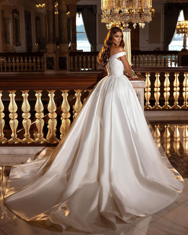 Sweetheart Backless Satin A-Line Off-The-Shoulder Bridal Gown with Ruffled Appliques