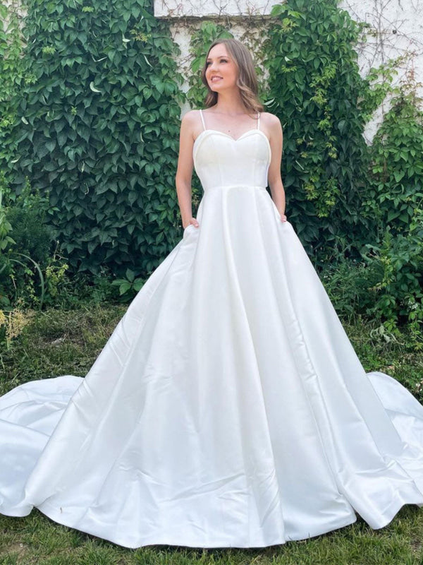Sweetheart Open Back White Aline Wedding Dresses with Train