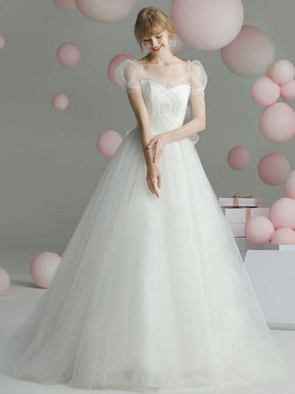 Sweetheart Short Sleeves Chapel Train Princess Bridal Dresses