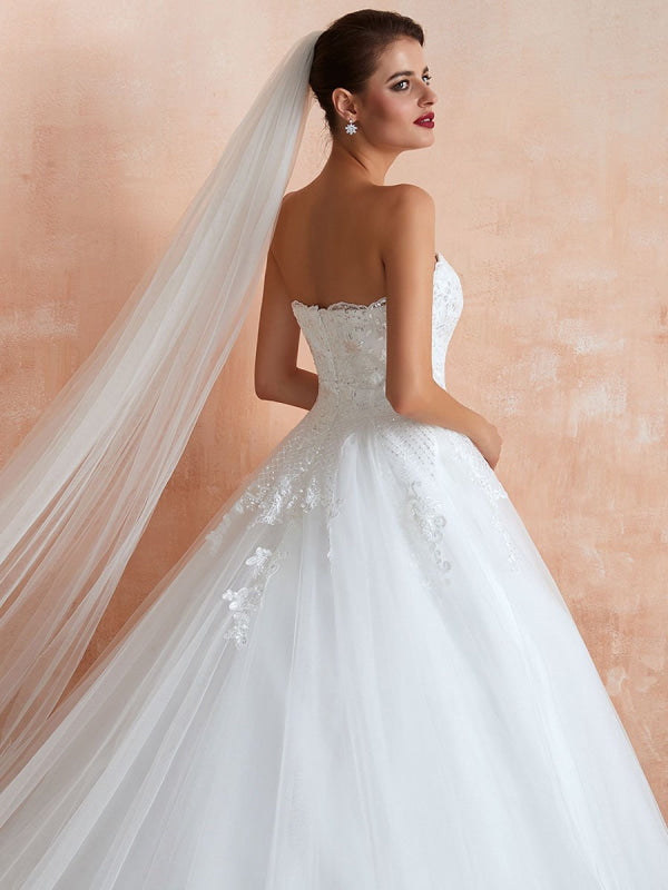 Sweetheart Sleeveless Wedding Dress Princess Bridal Gowns With Train
