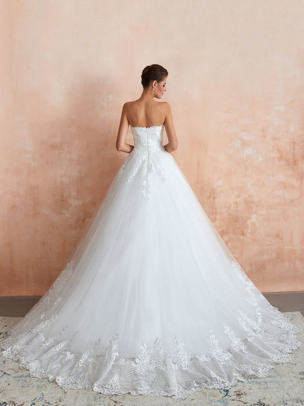 Sweetheart Sleeveless Wedding Dress Princess Bridal Gowns With Train