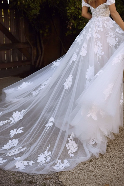 Short Sleeve A Line Wedding Dresses Off The Shoulder  Lace Appliqued Tulle Bridal Gown With Train