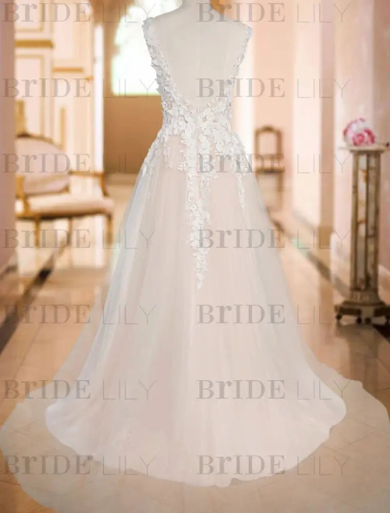 Deep V Neck A Line Sleeveless Wedding Dress Tulle Lace Applique Bridal Gowns With Train