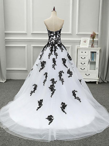Tulle Princess Black Wedding Dresses Sleeveless Lace Court Train Bridal Dress
