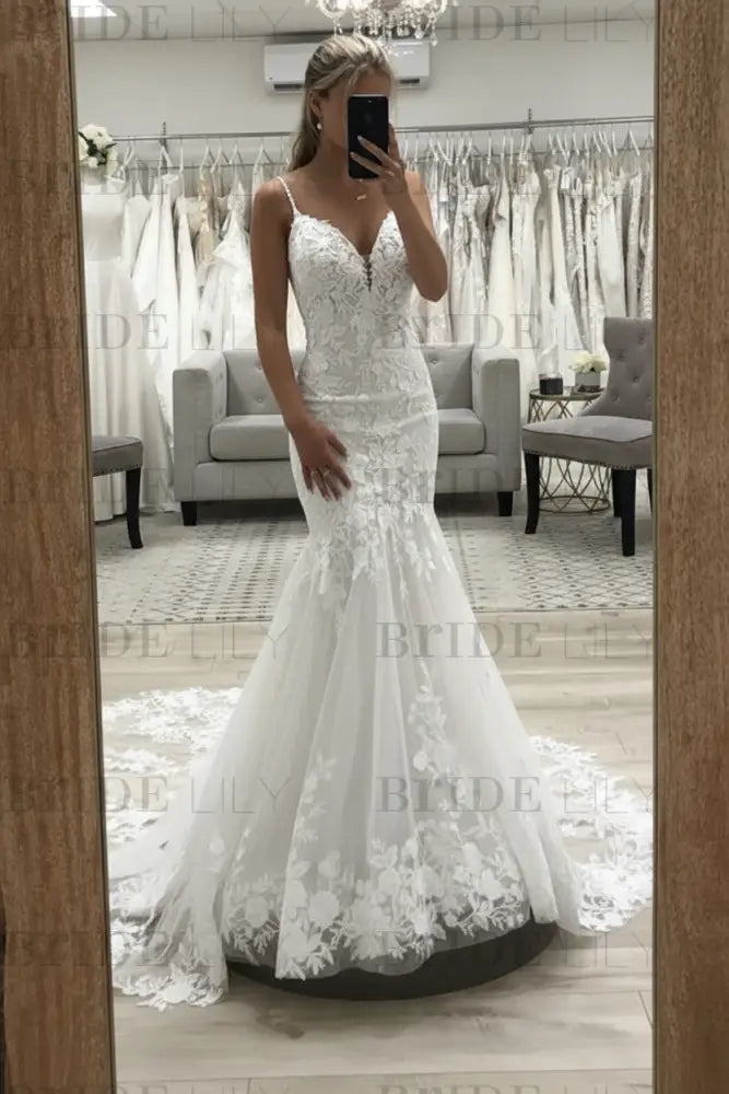 V Neck Mermaid Champagne Lace Wedding Dresses Tulle Long Bridal Gown