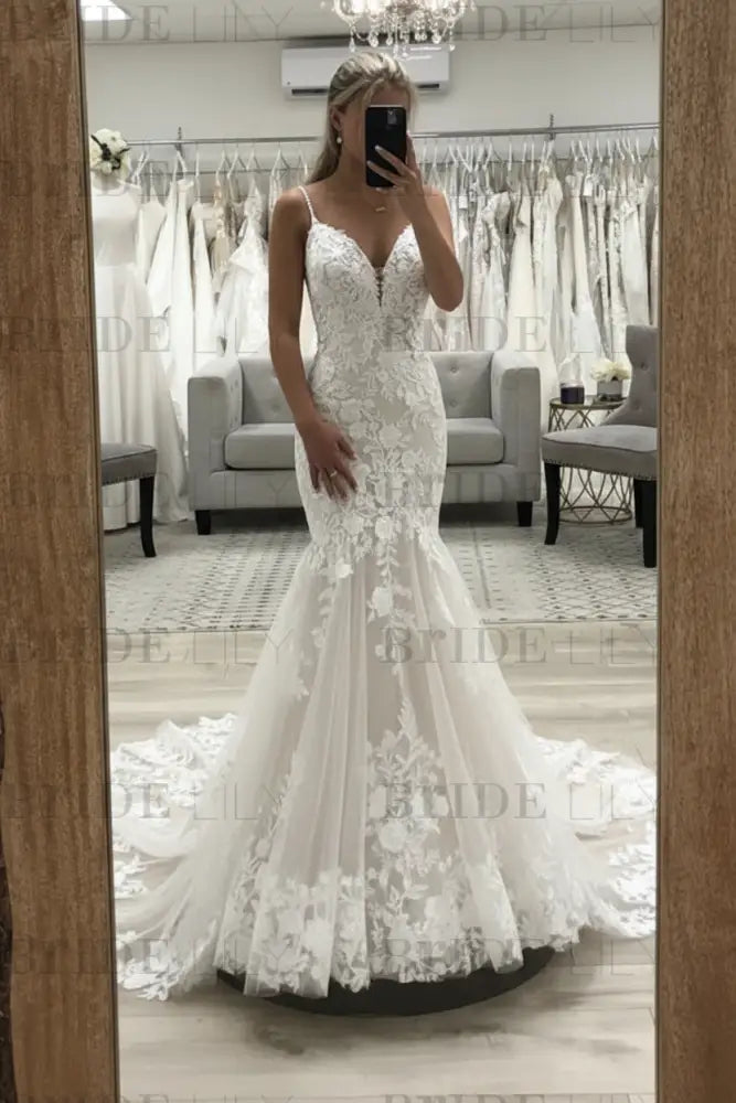 V Neck Mermaid Champagne Lace Wedding Dresses Tulle Long Bridal Gown