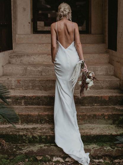 V-Neck Spaghetti Straps Sleeveless Backless Long Bridal Dresses