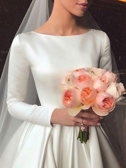 Long Sleeves Vintage Wedding Dress Jewel Neck Satin Chapel Train Pleated Bridal Dress