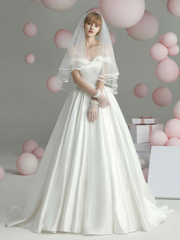 Vintage Wedding Dresses Chapel Train Sweetheart Sleeveless Ruffles Satin Bridal Gowns
