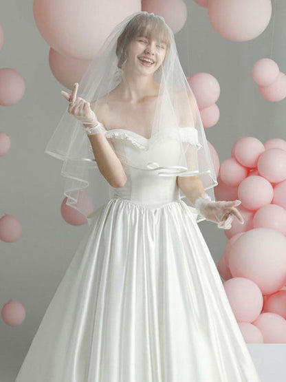 Vintage Wedding Dresses Chapel Train Sweetheart Sleeveless Ruffles Satin Bridal Gowns