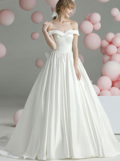 Vintage Wedding Dresses Chapel Train Sweetheart Sleeveless Ruffles Satin Bridal Gowns