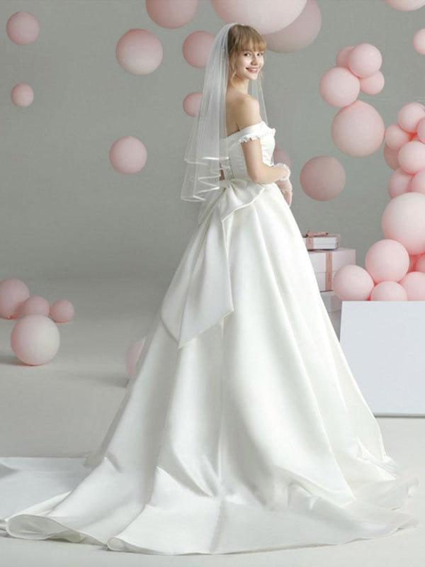 Vintage Wedding Dresses Chapel Train Sweetheart Sleeveless Ruffles Satin Bridal Gowns