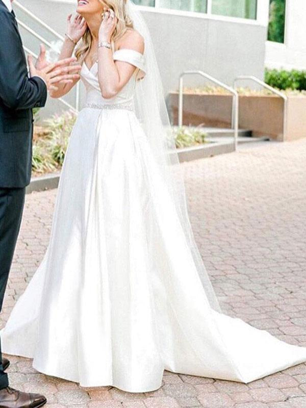Vintage Wedding Dresses Off The Shoulder Sleeveless Satin Fabric Court Train Sash Bridal Dress