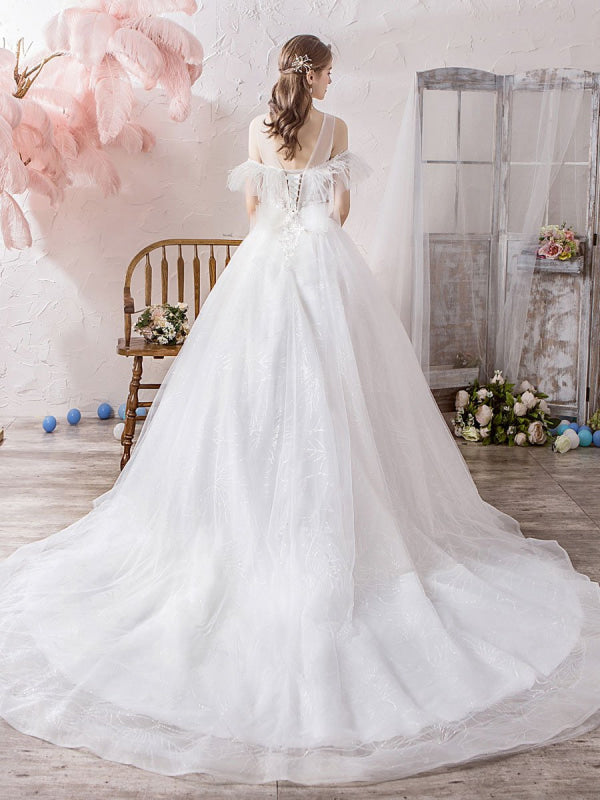 Wedding Dress Princess Silhouette Jewel Neck Short Sleeves Cathedral Train Bridal Dresses