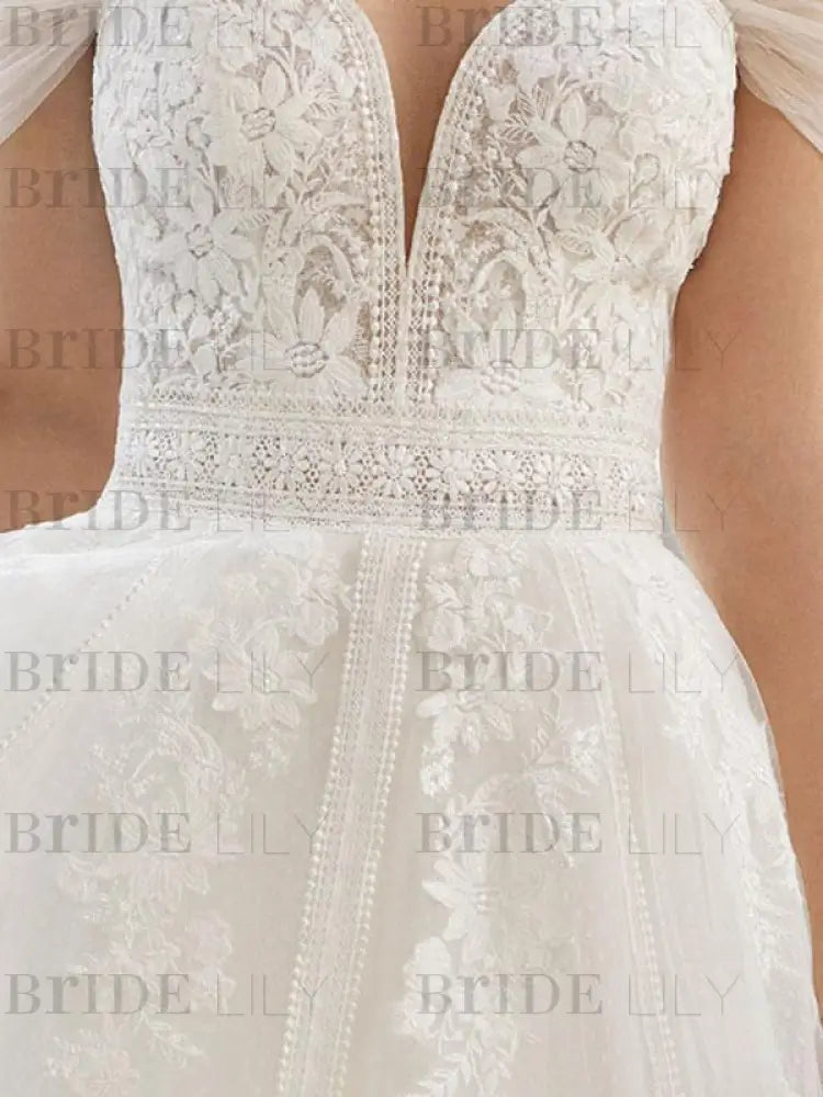 Wedding Dress With Train V Neck Sleeveless Off Shoulder Lace Tulle Bridal Dresses