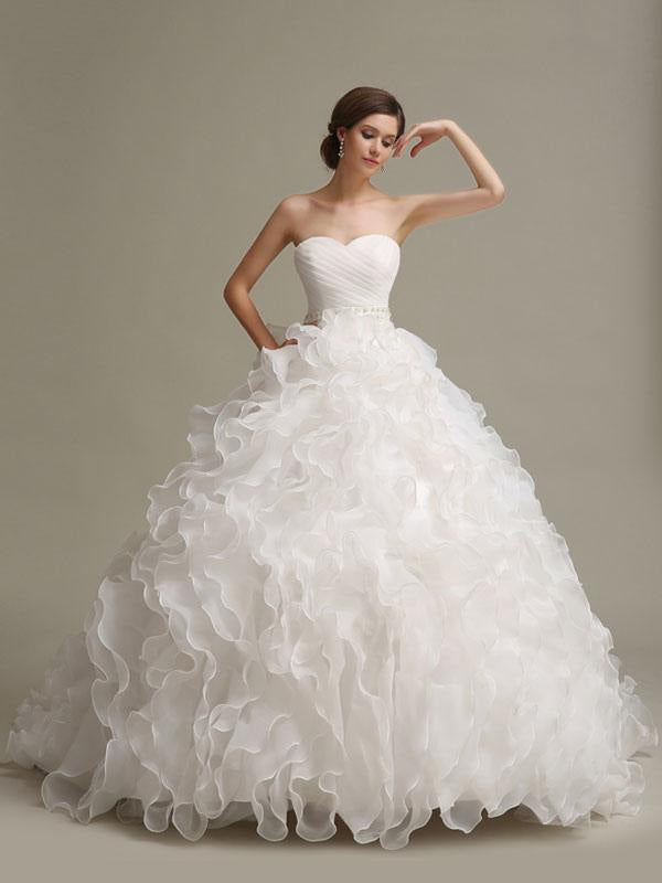 Wedding Dresses Princess Ball Gowns Strapless Sweetheart Neckline Pleated Beaded Sash Tulle Ivory Bridal Dress With Train