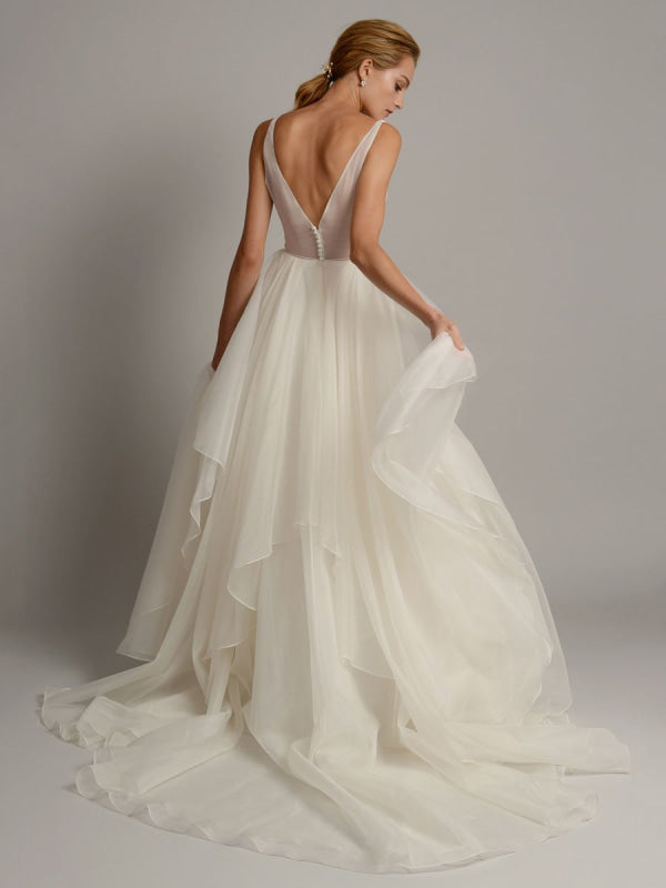 White A-Line Wedding Dresses Sleeveless Tiered V-Neck Long Bridal Dresses