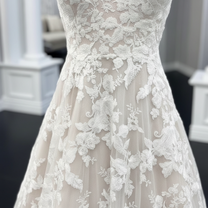 White Floral Lace Wedding Dress A Line V Neck Bridal Dress Sleeveless