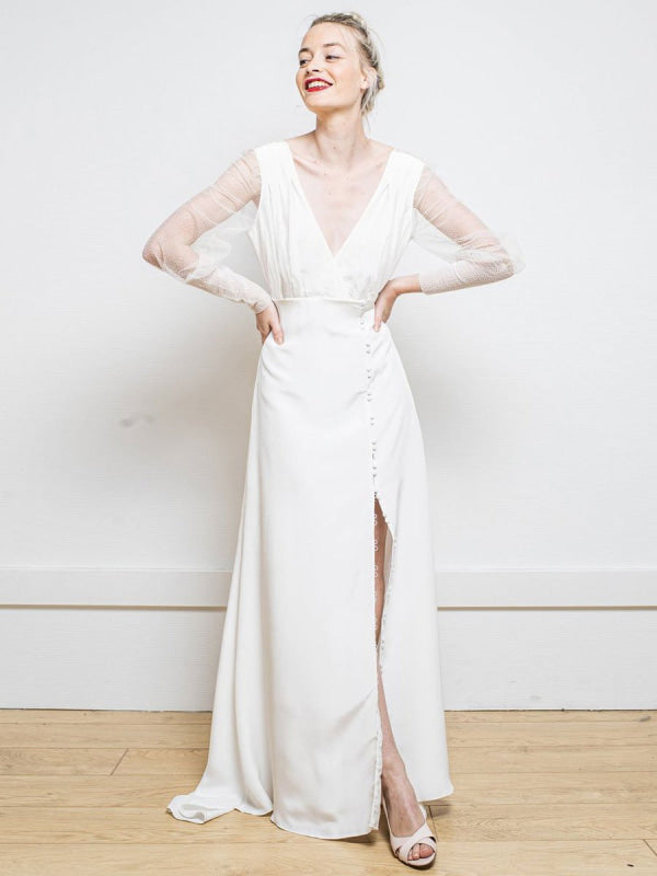 White Simple Wedding Dress Satin Fabric V-Neck Long Sleeves A-Line Tulle Satin Fabric Long Bridal Dresses