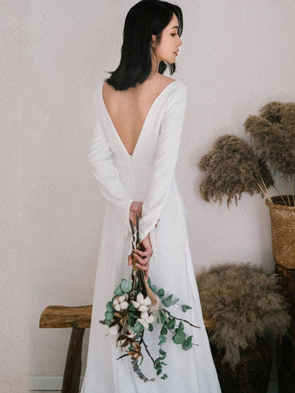 White Simple Wedding Dress Satin V-Neck Long Sleeves Buttons Mermaid Bridal Gowns