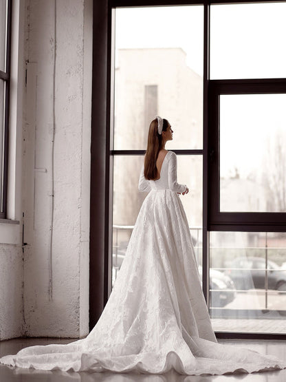 White Simple Wedding Dress A-Line Jewel Neck Long Sleeves Satin Bridal Gowns