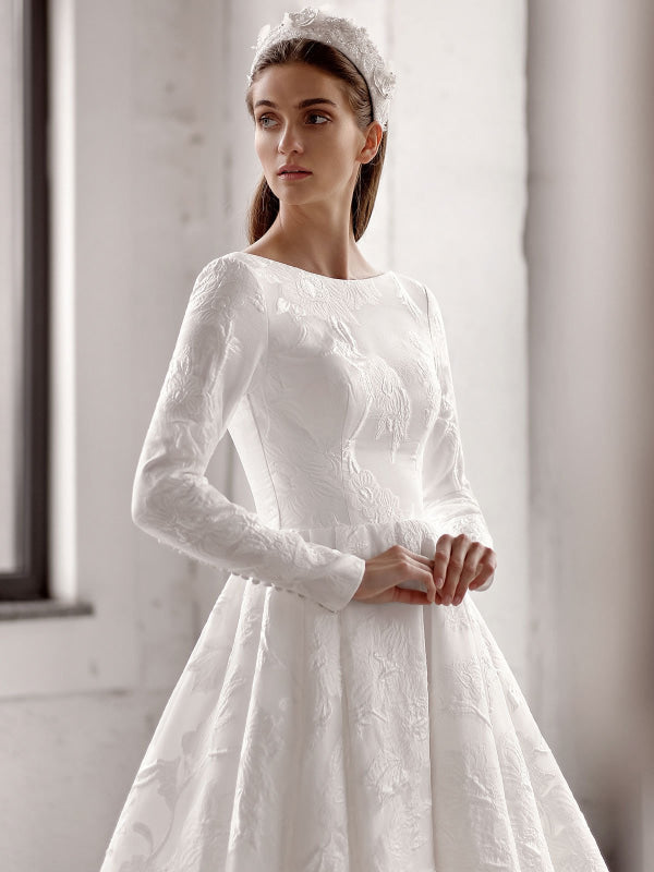 White Simple Wedding Dress A-Line Jewel Neck Long Sleeves Satin Bridal Gowns