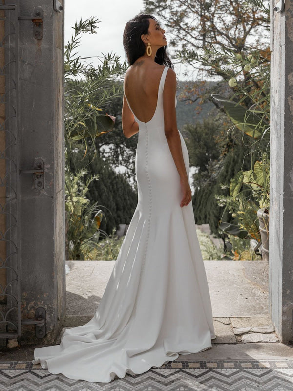 White Simple Wedding Dress With Train Bateau Neck Sleeveless Backless Satin Mermaid Bridal Dresses