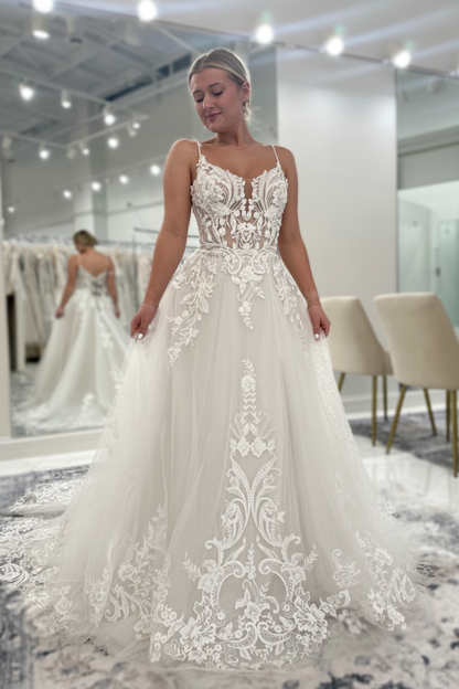Sweetheart Spaghetti Straps Appliques Lace A-Line Wedding Dresses