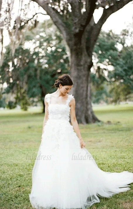 A Line long Applique Spaghetti Strap Tulle Wedding Dresses